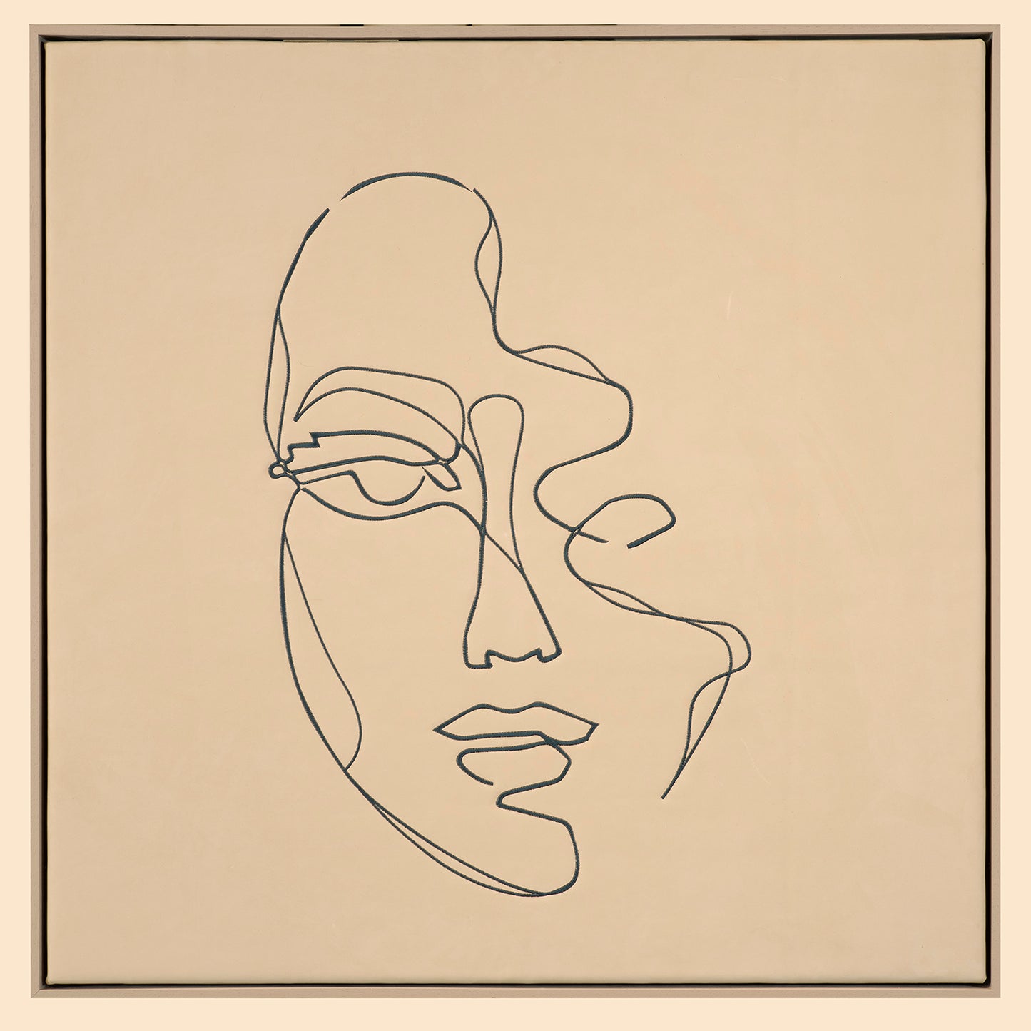 Decorazioni in pelle_ Nabucco Editions