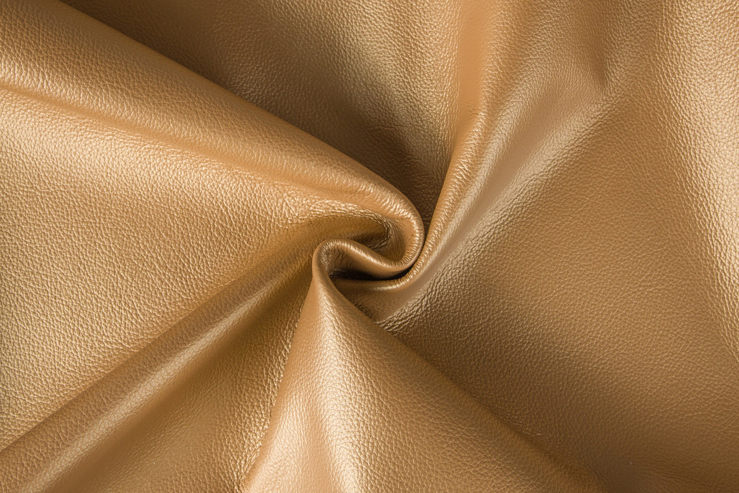 Natur/Pelle intera anilina bovina europea