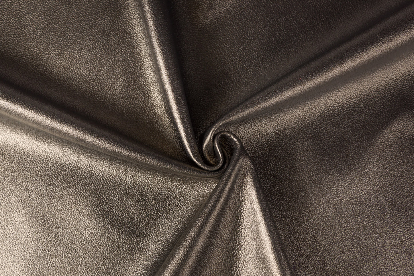 Natur/Pelle intera anilina bovina europea