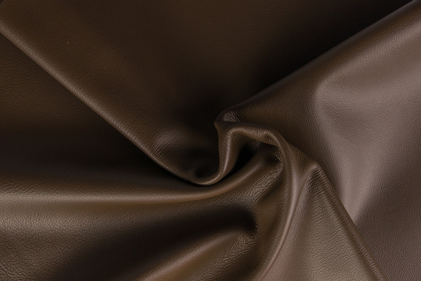 Perfect / Full European bovine aniline leather